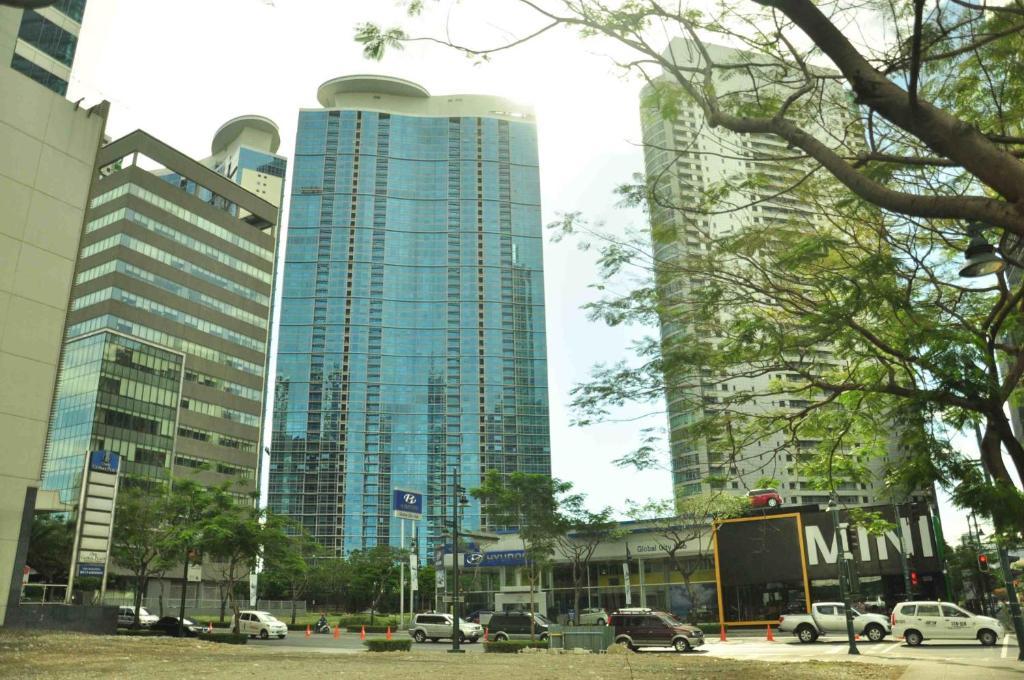 The Fort Budget Hotel- Bonifacio Global City Makati City Kültér fotó