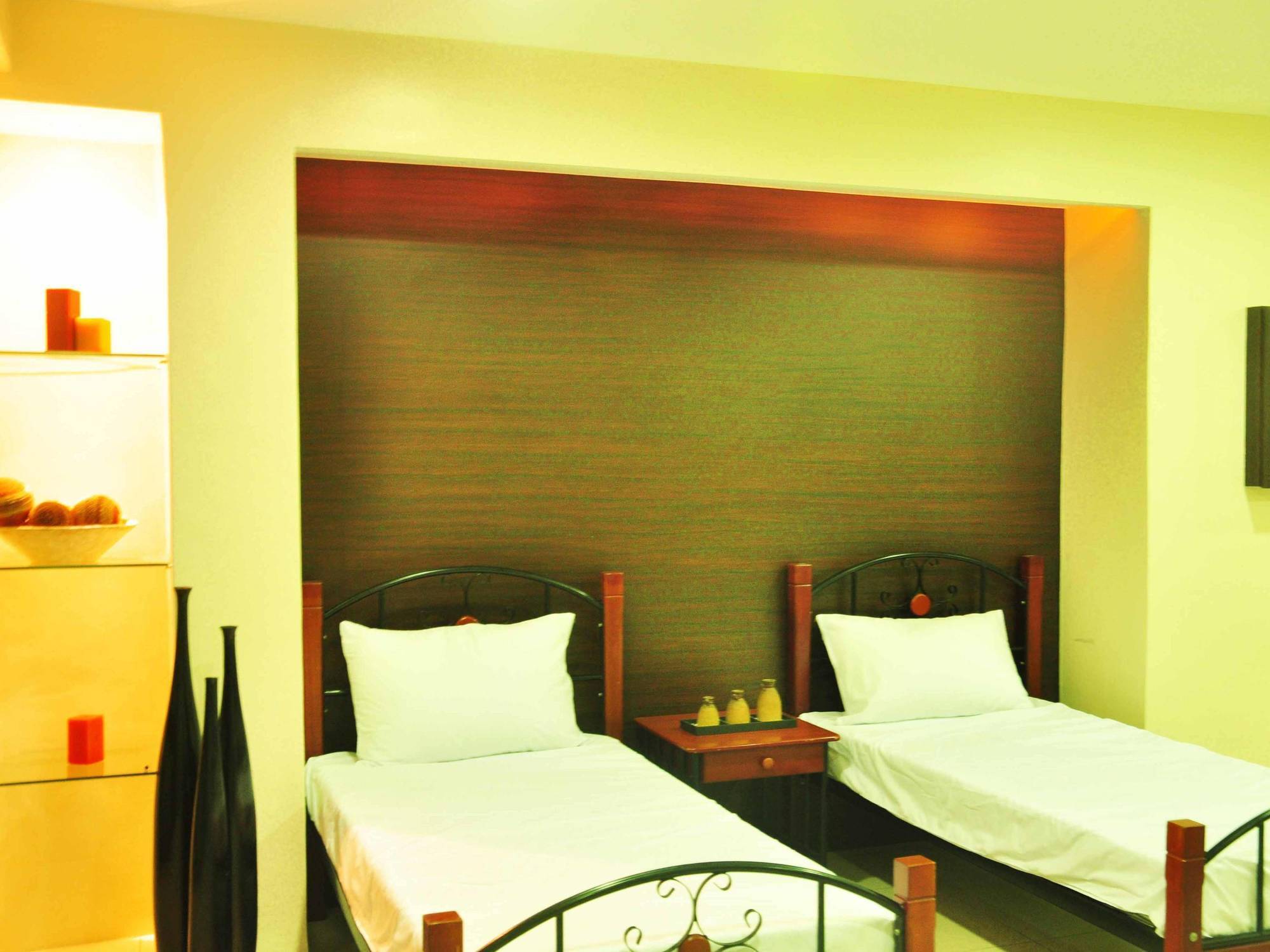 The Fort Budget Hotel- Bonifacio Global City Makati City Kültér fotó