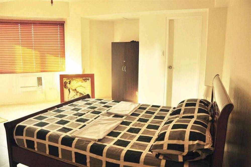 The Fort Budget Hotel- Bonifacio Global City Makati City Kültér fotó