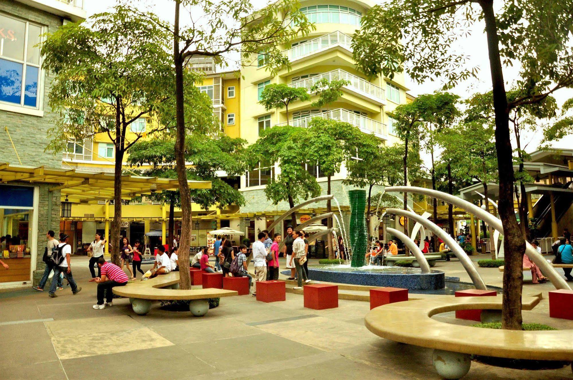 The Fort Budget Hotel- Bonifacio Global City Makati City Kültér fotó