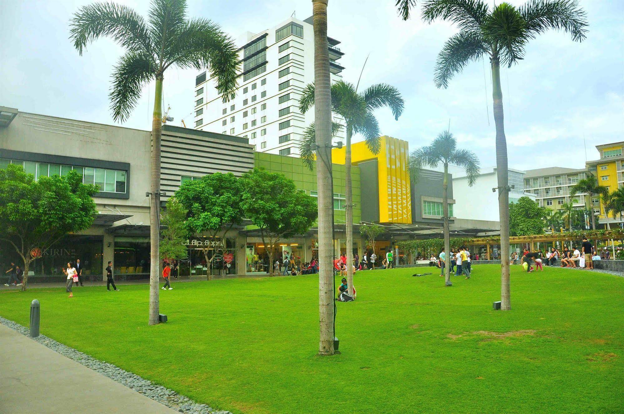 The Fort Budget Hotel- Bonifacio Global City Makati City Kültér fotó